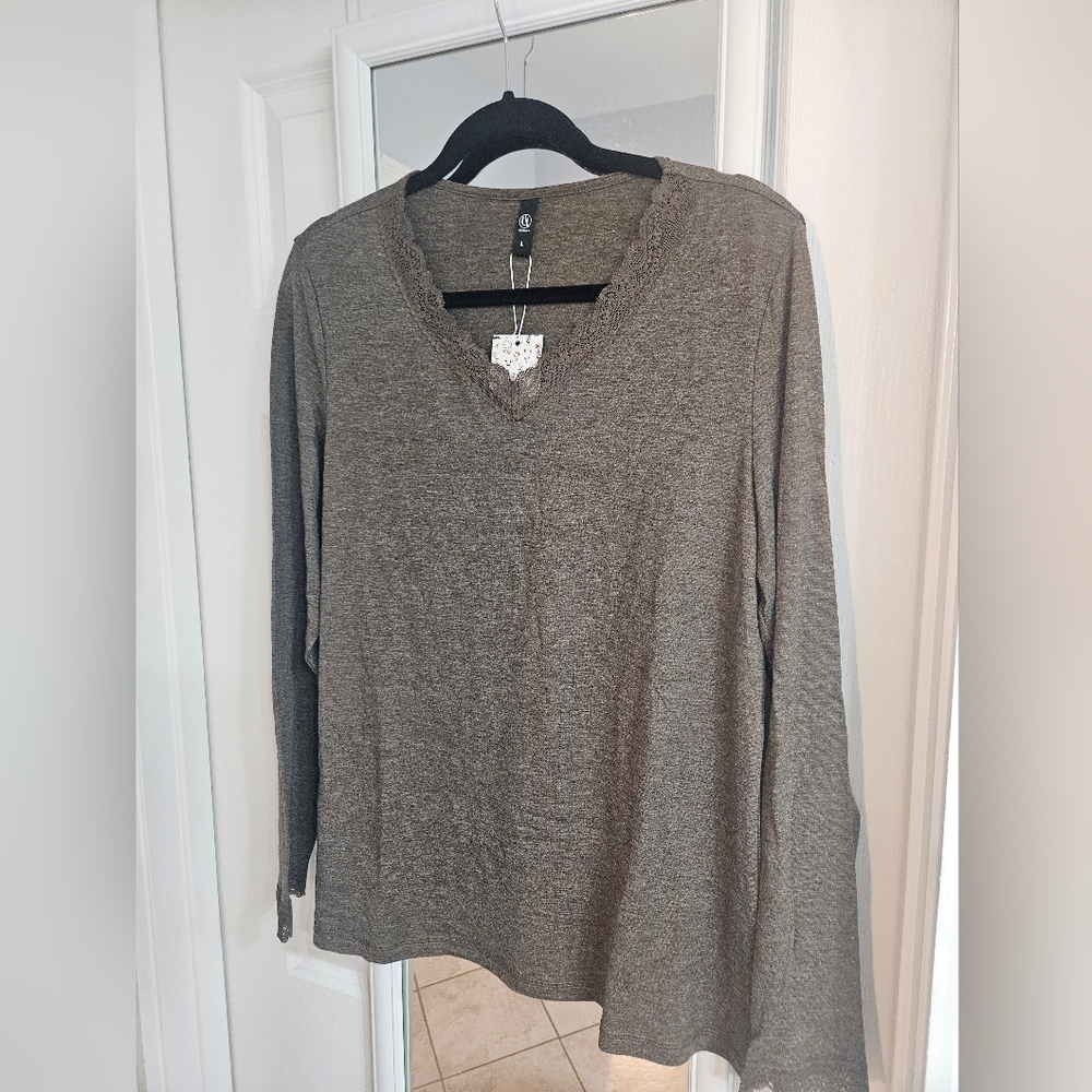 Brown V-Neck Long Sleeve Top